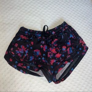 Black Multi-patterned Hotty Hot Shorts | Lululemon